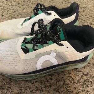 On Cloud Cloud Monster she is extremely light, feels like you arm floating.